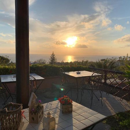 La Terrazzina Sul Tramonto Bed and Breakfast Forio di Ischia Eksteriør billede