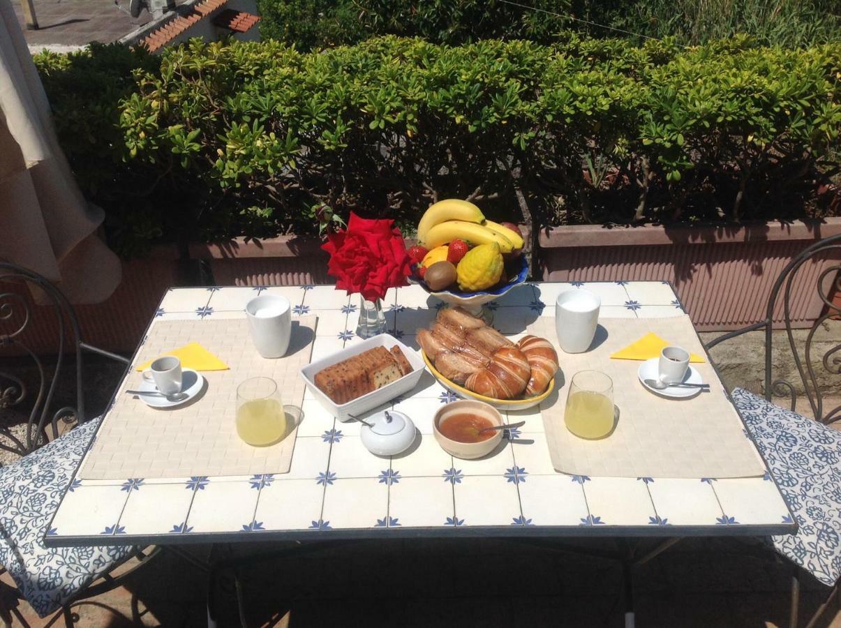 La Terrazzina Sul Tramonto Bed and Breakfast Forio di Ischia Eksteriør billede